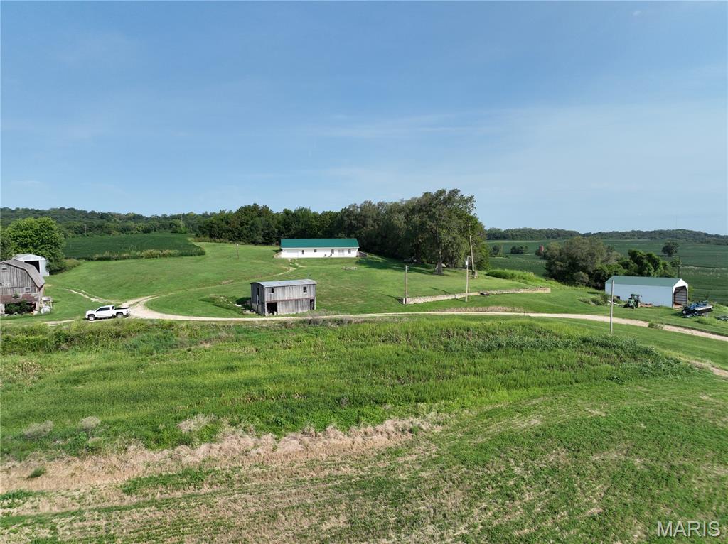 11742 Highway D Louisiana Missouri 2 bedroom 1 bathroom home for sale listed at $1,926,969