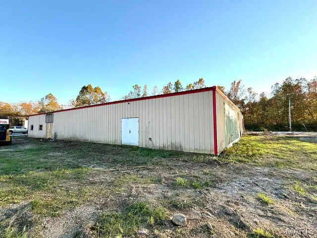 Front exterior — 000 Hwy B Houston Missouri real estate