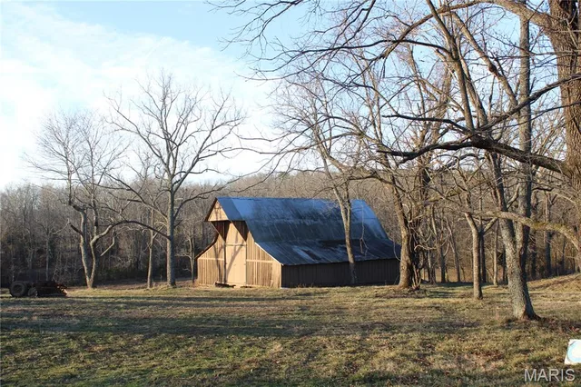 1998 A Highway, Alton MO real estate