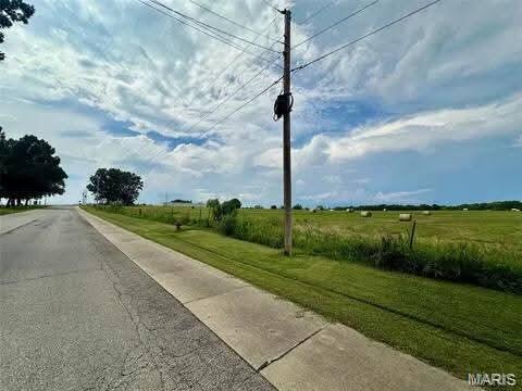 Primary bedroom — 000 Airport and Spruce Street Houston Missouri real estate