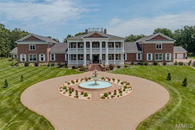Front exterior — 345 Coach Road Lebanon Missouri real estate