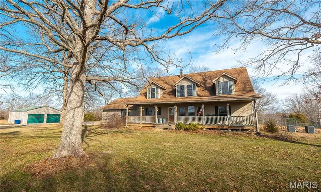 Primary bedroom — 6246 W Highway 32 Salem Missouri real estate