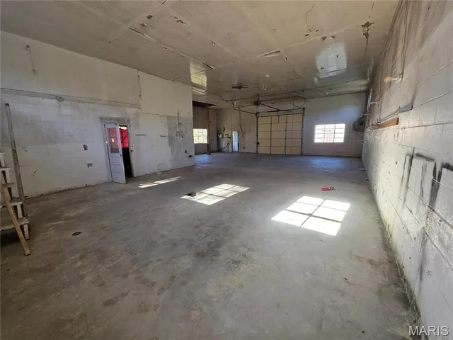 Living room — 520 E Main Street Houston Missouri real estate
