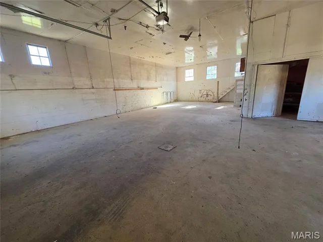 Kitchen — 520 E Main Street Houston Missouri real estate