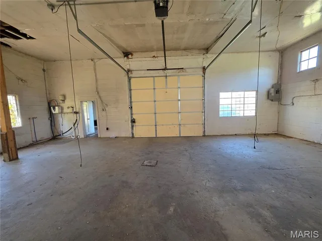 Primary bedroom — 520 E Main Street Houston Missouri real estate