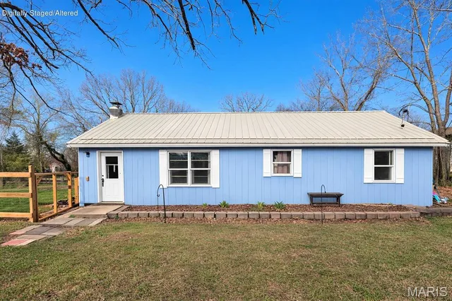 479 Oak Hill Drive Road, Houston MO
