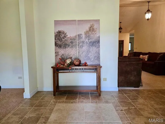 Living room — 20404 Alpine Trail Raymondville Missouri real estate