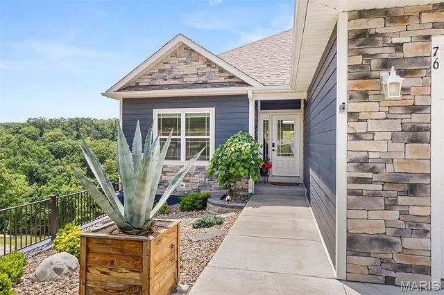Front exterior — 76 Barolo Lane Camdenton Missouri real estate