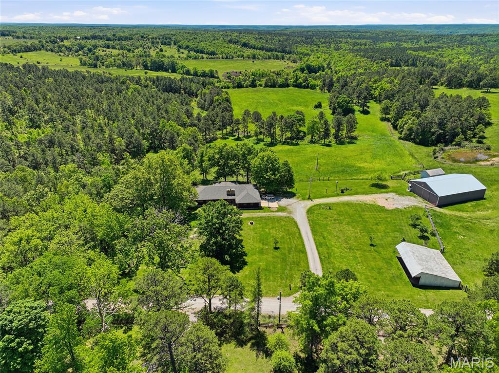 15556 Slab Spring Drive Licking Missouri 3 bedroom 3 bathroom home for sale listed at $1,000,000