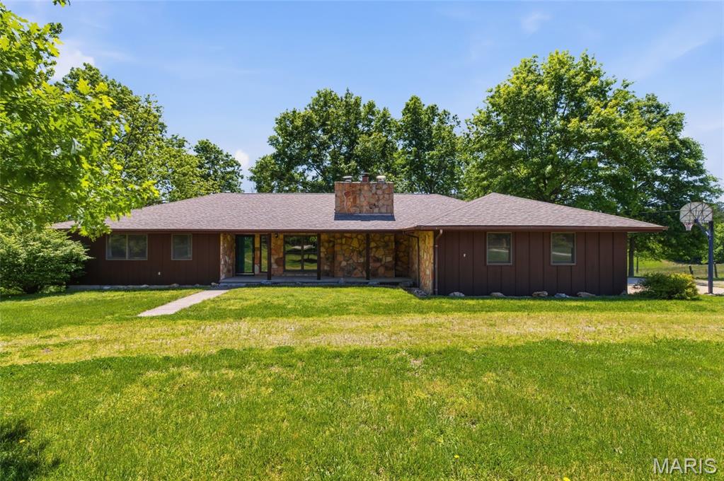 Front exterior — 15556 Slab Spring Drive Licking Missouri real estate