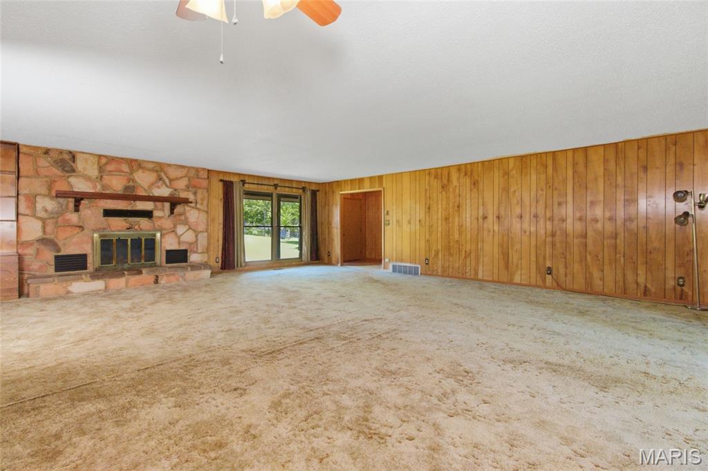 Kitchen — 15556 Slab Spring Drive Licking Missouri real estate
