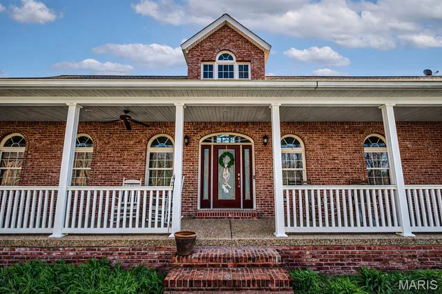 Front exterior — 112 Park Road Benton Missouri real estate