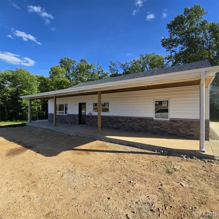 108 Clementine Lane Houston Missouri 3 bedroom 2 bathroom home for sale listed at $290,000