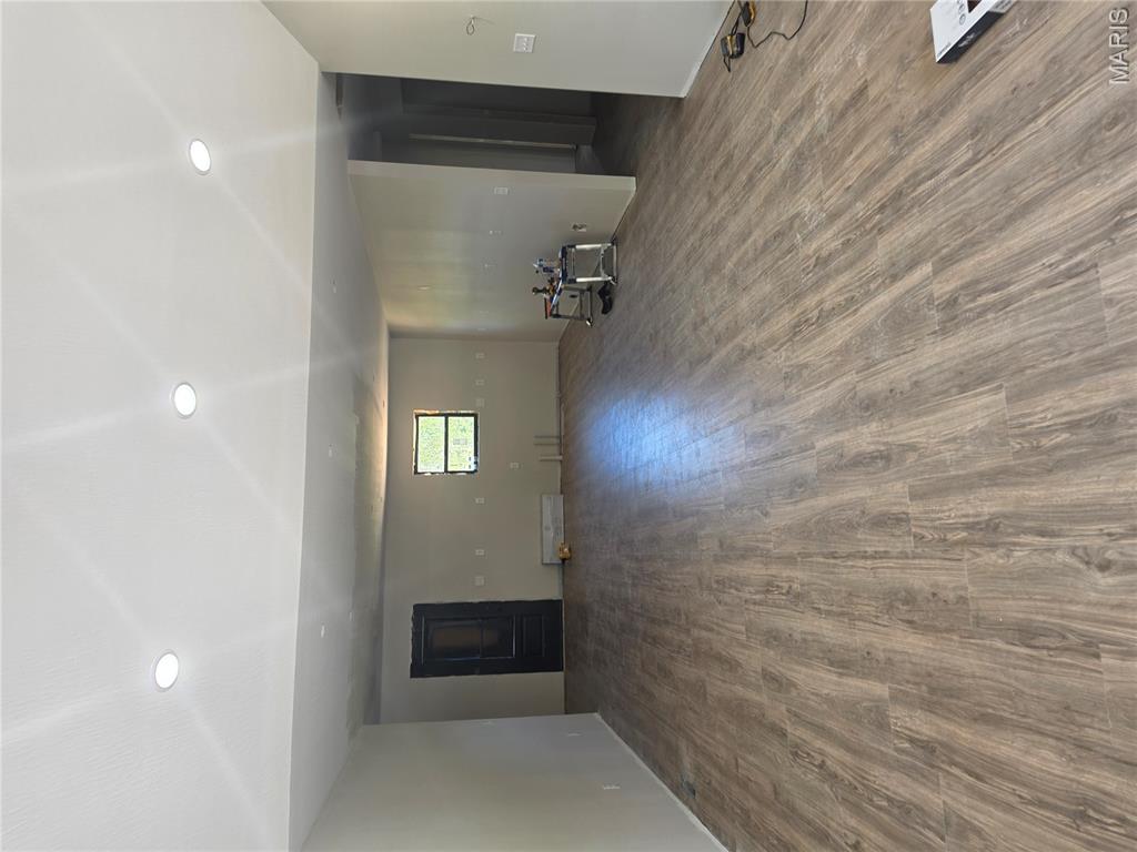 Living room — 1519 Rockingham Road Lebanon Missouri real estate