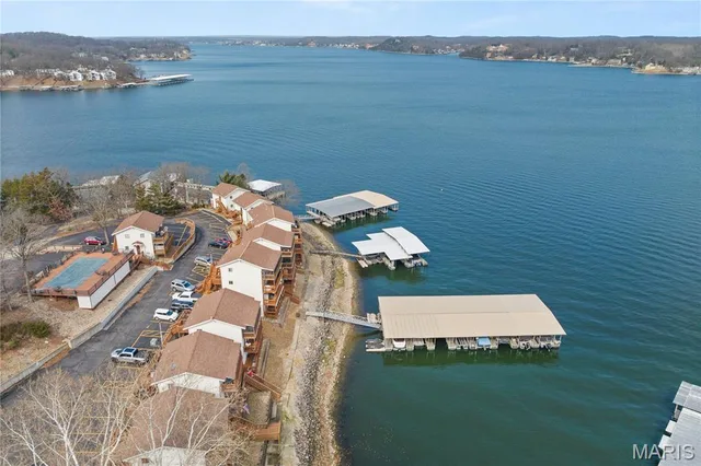 Front exterior — 160 Tara Road Lake Ozark Missouri real estate