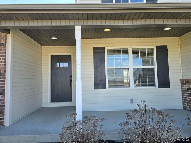 Front exterior — 117 La Vista Drive Waynesville Missouri real estate