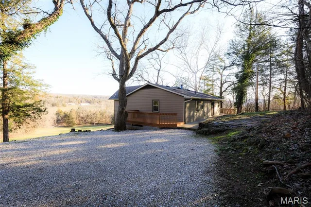 Front exterior — 827 Lake Valley Drive Camdenton Missouri real estate