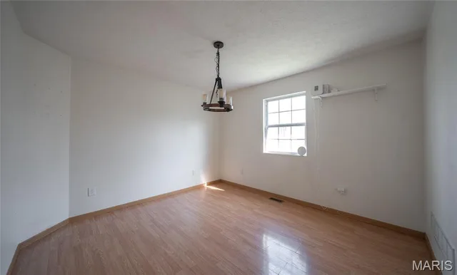 Primary bedroom — 13458 Toffee Lane St Robert Missouri real estate