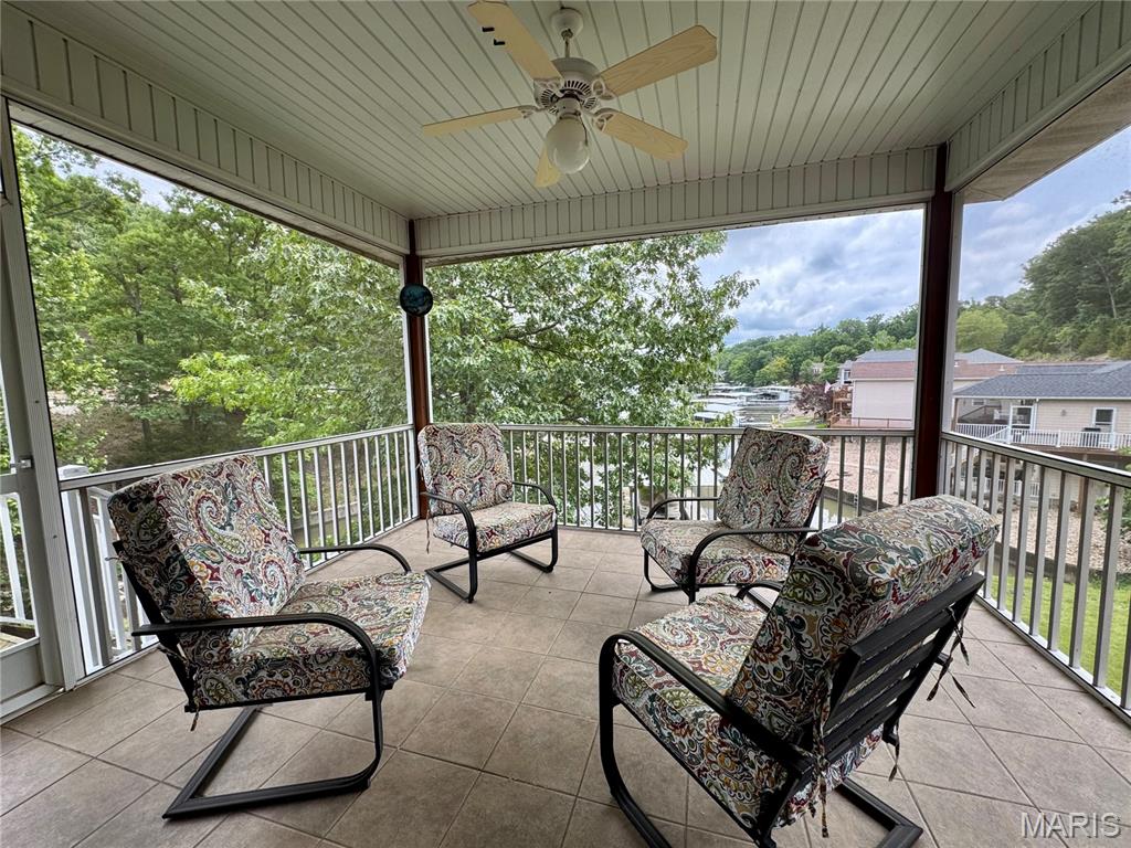 Primary bedroom — 307 Ledgestone Estates Lane Sunrise Beach Missouri real estate