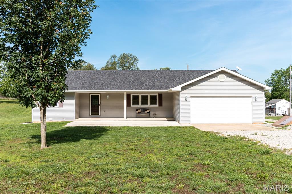 Front exterior — 30421 Peach Blossom Lane Lebanon Missouri real estate