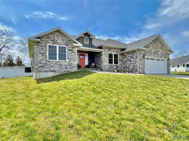 Front exterior — 12200 Country Oaks Drive Rolla Missouri real estate