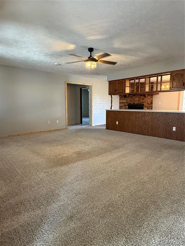 Kitchen — 12223 Nodaway Lane Plato Missouri real estate