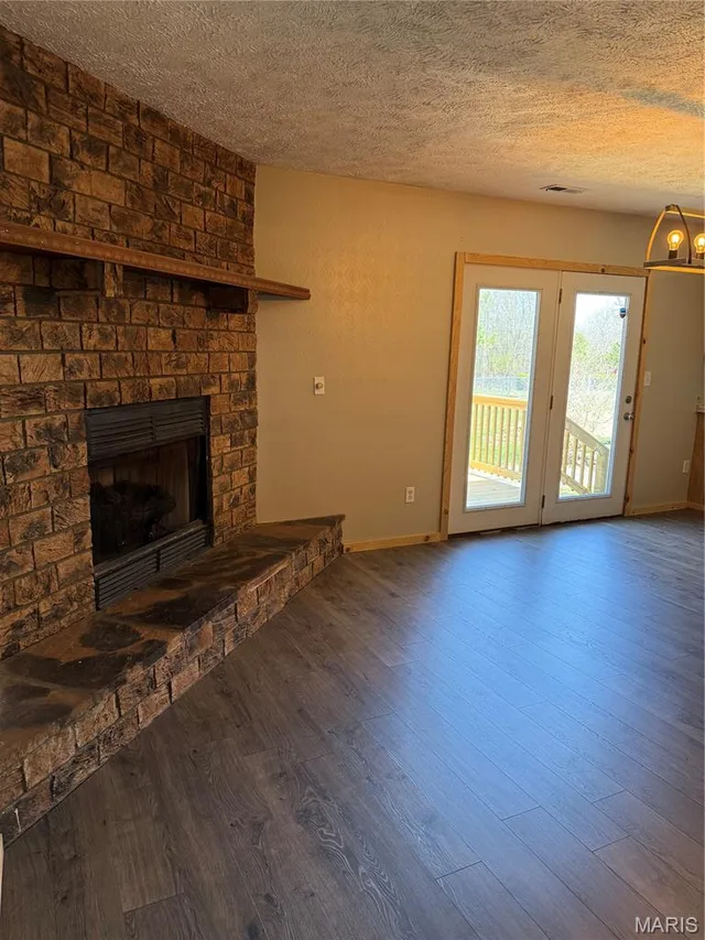 Primary bedroom — 12223 Nodaway Lane Plato Missouri real estate