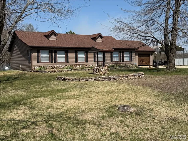 Front exterior — 12223 Nodaway Lane Plato Missouri real estate