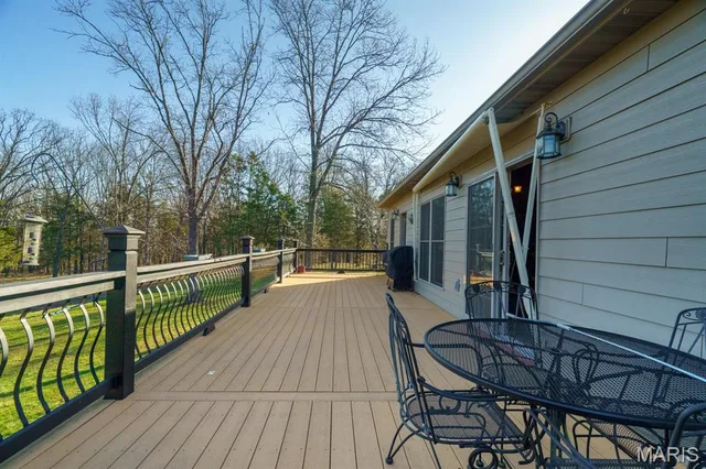 Primary bedroom — 19855 19 Highway Steelville Missouri real estate