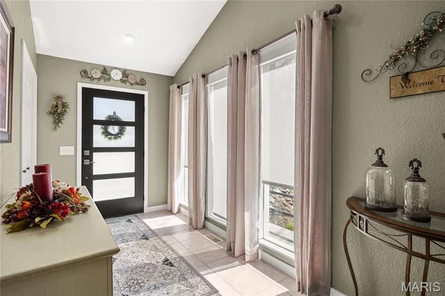 Primary bedroom — 475 Woodland Point Linn Creek Missouri real estate