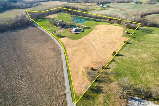 15226 Boone Monument Road, Marthasville MO real estate