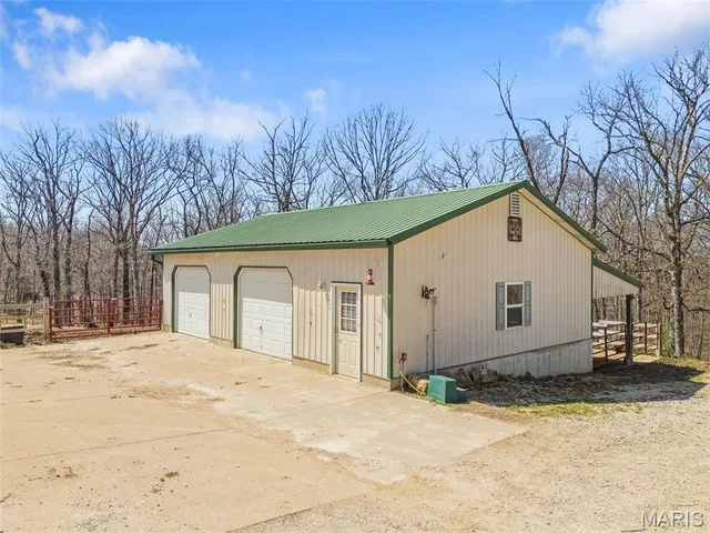Primary bedroom — 724 River Trails Road Union Missouri real estate
