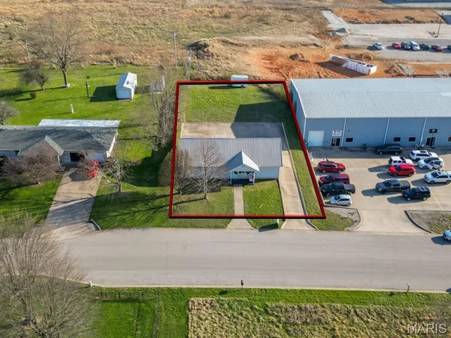 Front exterior — 144 Bonnie Drive Lebanon Missouri real estate