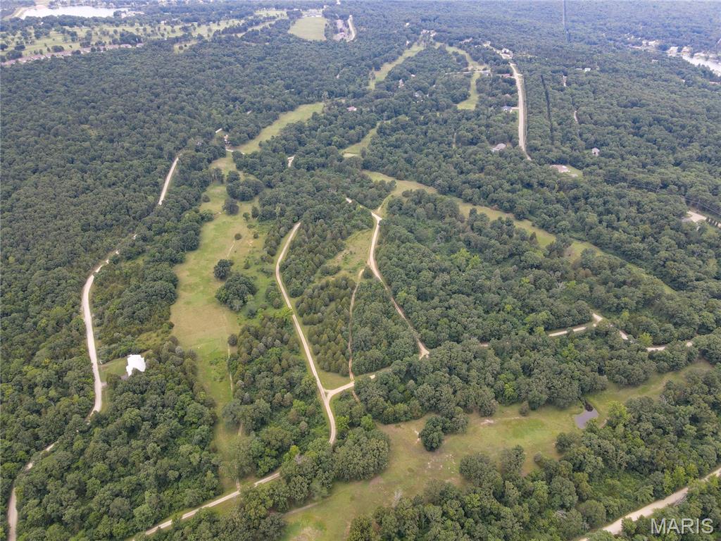 +/- 69 Judy Circle Bonne Terre Missouri home for sale listed at $280,000
