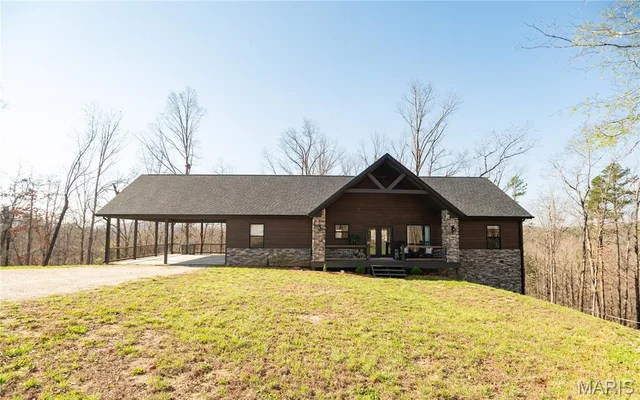 422 Pea Vine Road, Van Buren MO real estate
