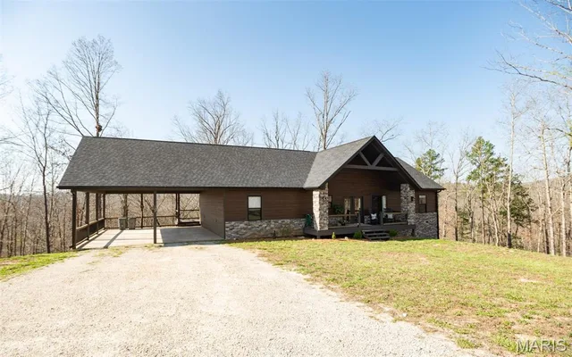 Front exterior — 422 Pea Vine Road Van Buren Missouri real estate