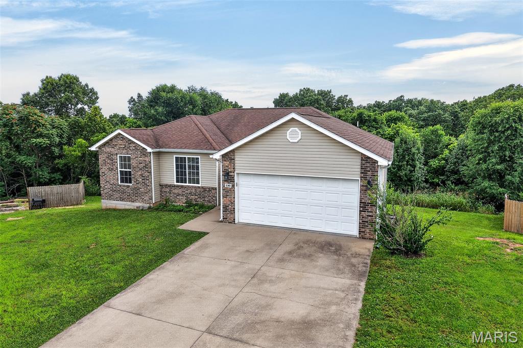 116 Pioneer Court Waynesville Missouri 4 bedroom 3 bathroom home for sale listed at $289,900
