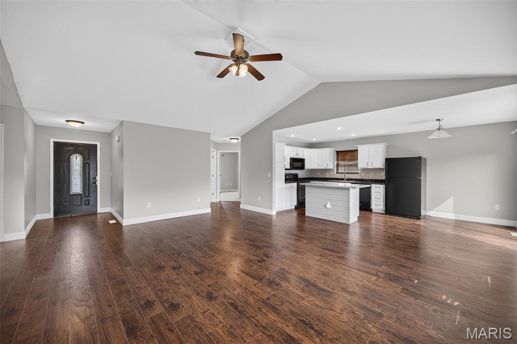 Primary bedroom — 116 Pioneer Court Waynesville Missouri real estate