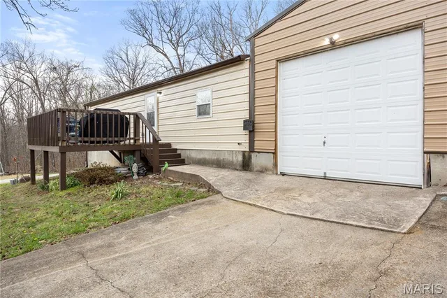 Front exterior — 11 Jade Road Rocky Mount Missouri real estate
