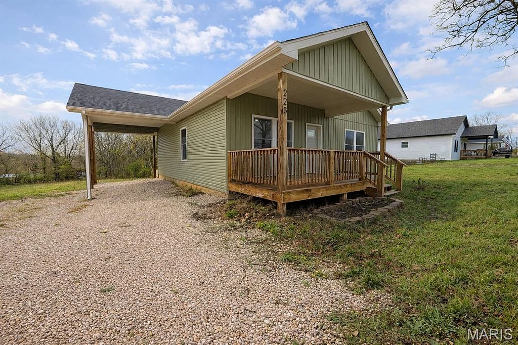 223 Hawkins Avenue, Crocker MO real estate