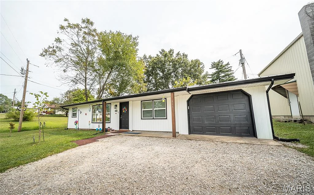615 4th Street, Dixon MO real estate