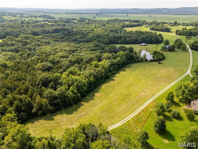 Front exterior — 15 Ac Brown Road Hermann Missouri real estate