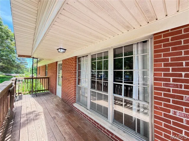 Kitchen — 5644 State Road B Hillsboro Missouri real estate