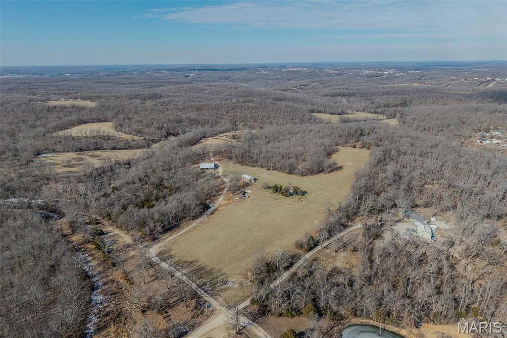 1389 Crater Hill Road, Camdenton MO real estate