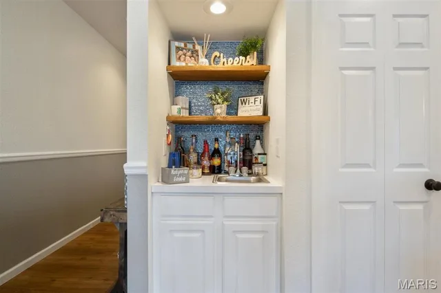 Kitchen — 216 Lakeview Resort Boulevard Sunrise Beach Missouri real estate
