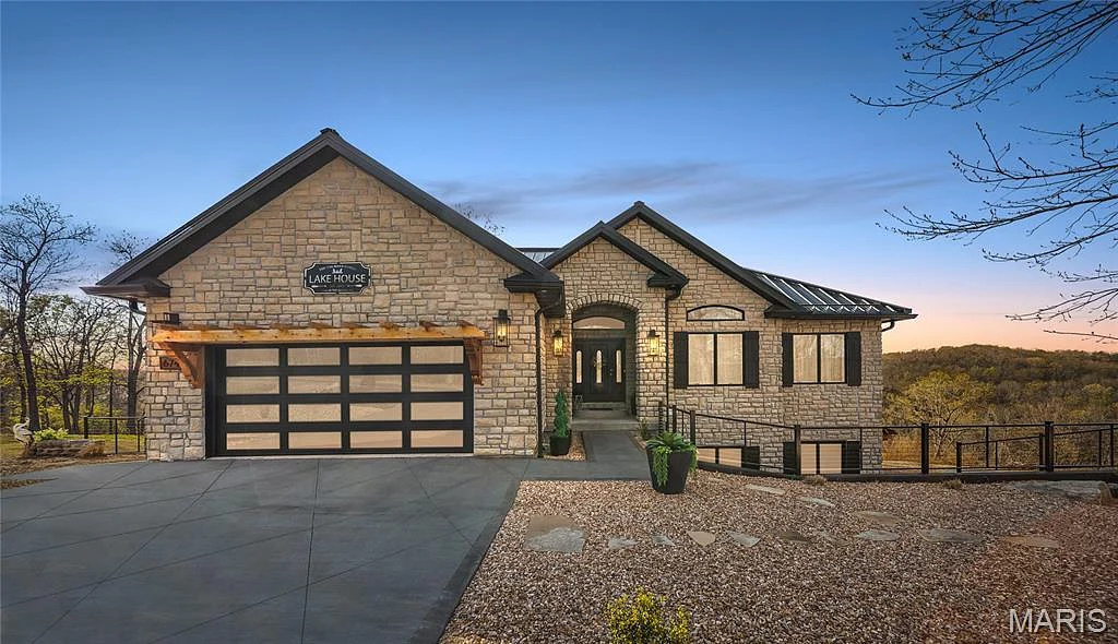 674 Lazy Days Road, Osage Beach MO real estate