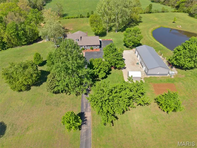 Front exterior — 21069 Colony Church Road Farmington Missouri real estate