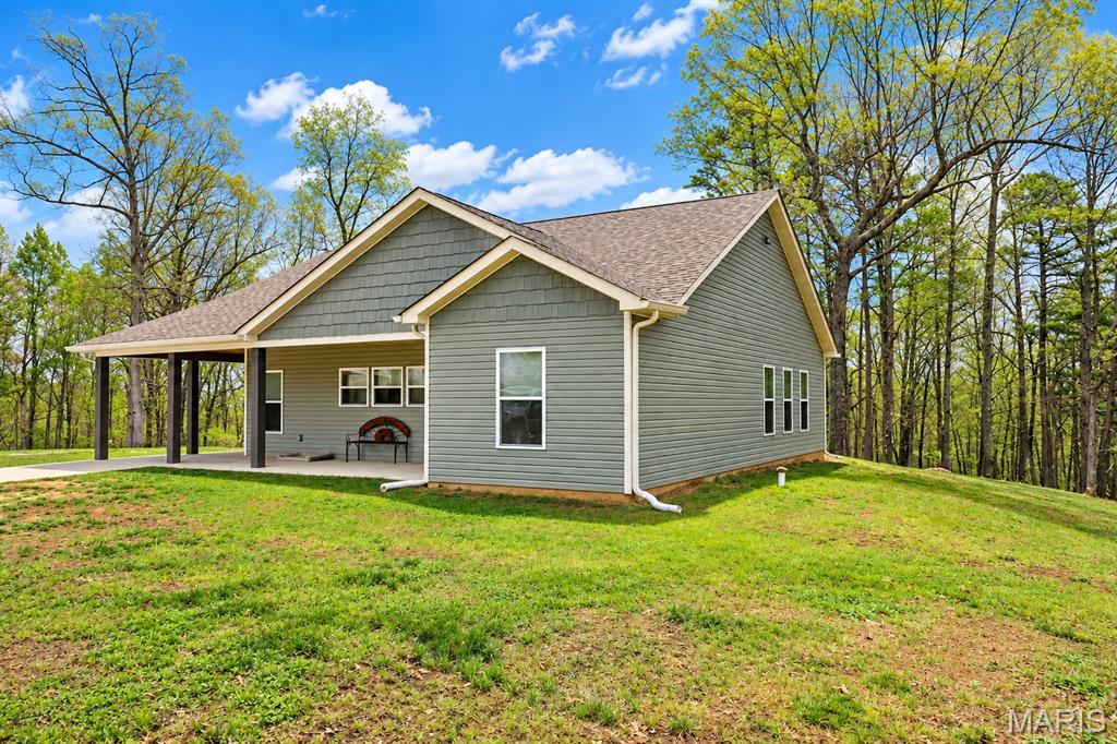 10562 Scarlet Ridge Drive Potosi Missouri 2 bedroom 2 bathroom home for sale listed at $434,999