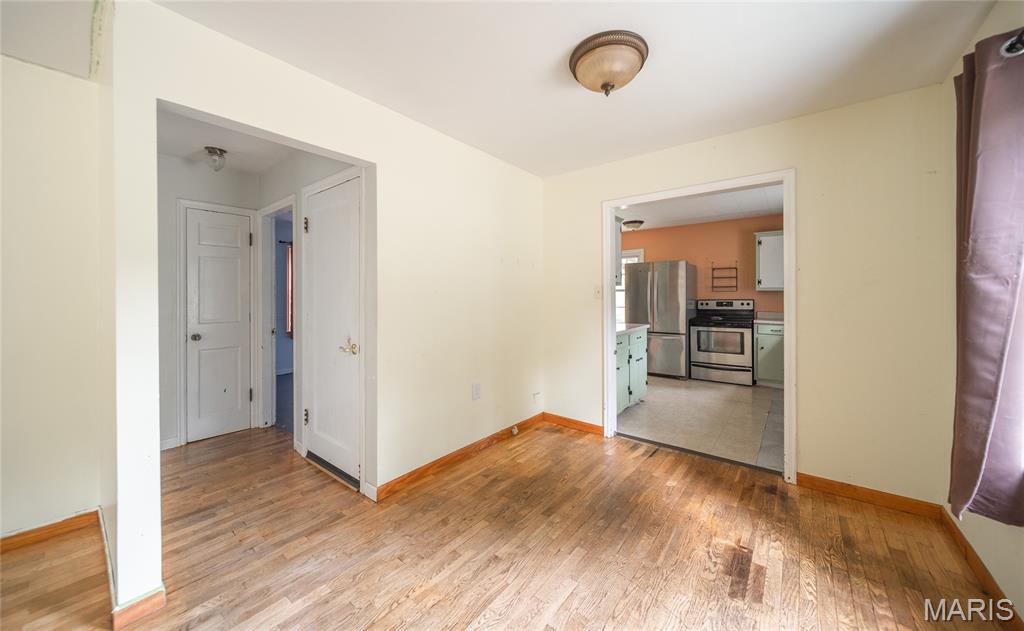 Primary bedroom — 16260 County Road 2110 Rolla Missouri real estate