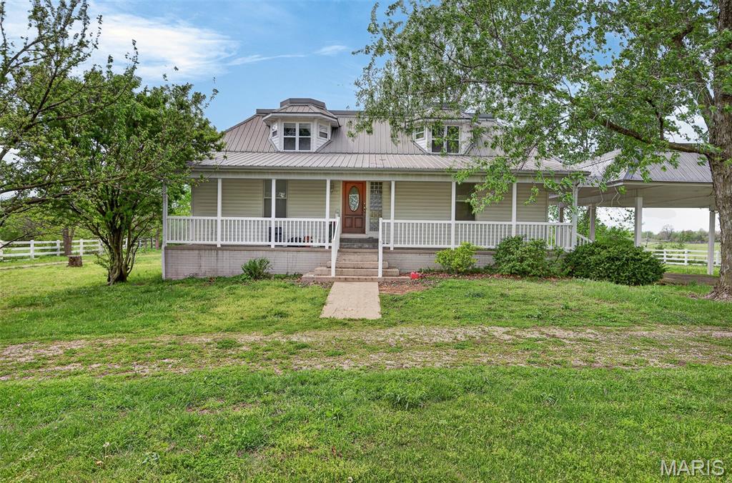 2431 W Elm Street Lebanon Missouri 4 bedroom 4 bathroom home for sale listed at $575,000